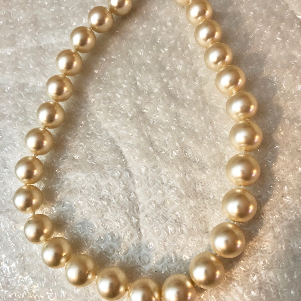 Large pearl statement necklace.
